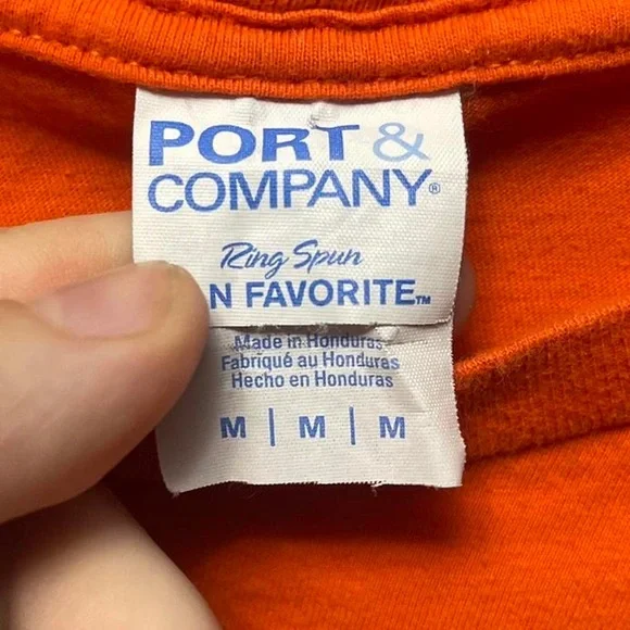 rabbit with sunglasses graphic energizer bunny like short sleeve casual T-shirt - Picture 3 of 4